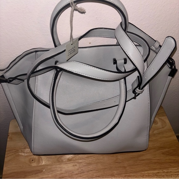 Structured Large Light Gray Satchel Handbag with Shoulder Strap, Crossbody - Picture 3 of 11